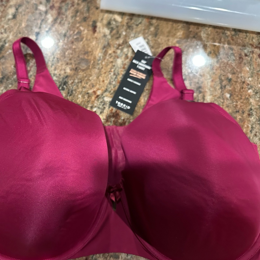 Torrid Women's Intimates Bra - Fuchsia